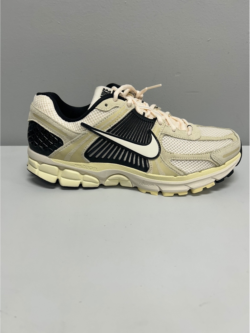Nike Zoom Vomero 5 Men's Running Shoes Cream Black
